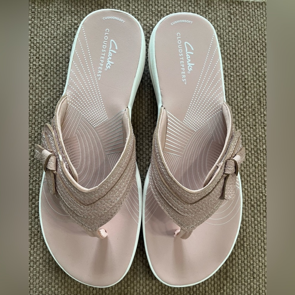 Clarks Cloudsteppers Blush Pink Bow Thong Sandals with Tan Straps